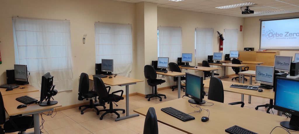 Imagen del curso Alquiler Aula 66 m² – P.I. Los Llanos, Zamora